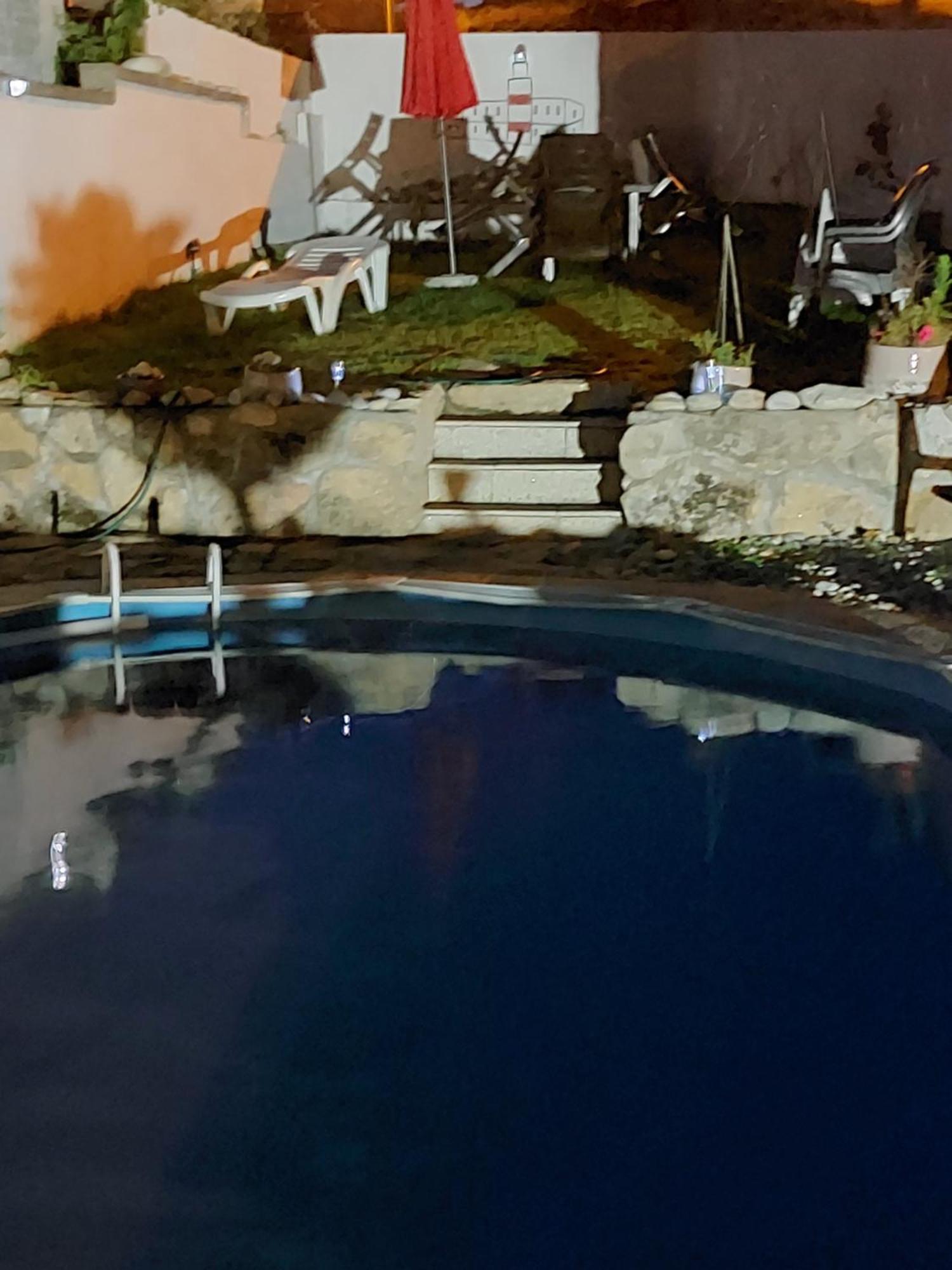 Casa Con Piscina Al Lado Del Mar En Viladesuso Villadesuso Exterior photo